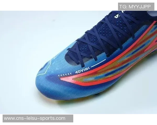 安踏足球鞋助力运动员提升场上表现,探索舒适与专业的完美结合 安踏足球鞋助力运动员提升场上表现,探索舒适与专业的完美结合