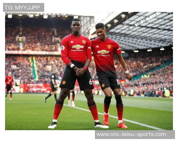 西汉姆联足球俱乐部的辉煌历程与未来发展展望 西汉姆联足球俱乐部的辉煌历程与未来发展展望