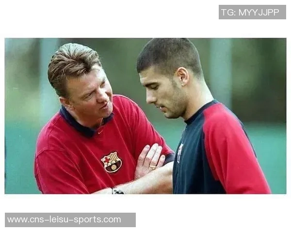 韩国足球队教练的执教理念与战术分析探讨